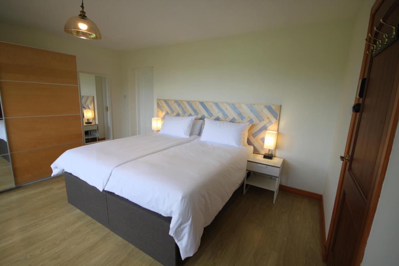 Vale View Bed and Breakfast Ffrith Exteriör bild