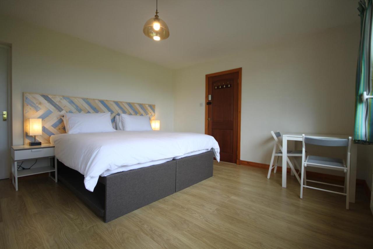 Vale View Bed and Breakfast Ffrith Exteriör bild
